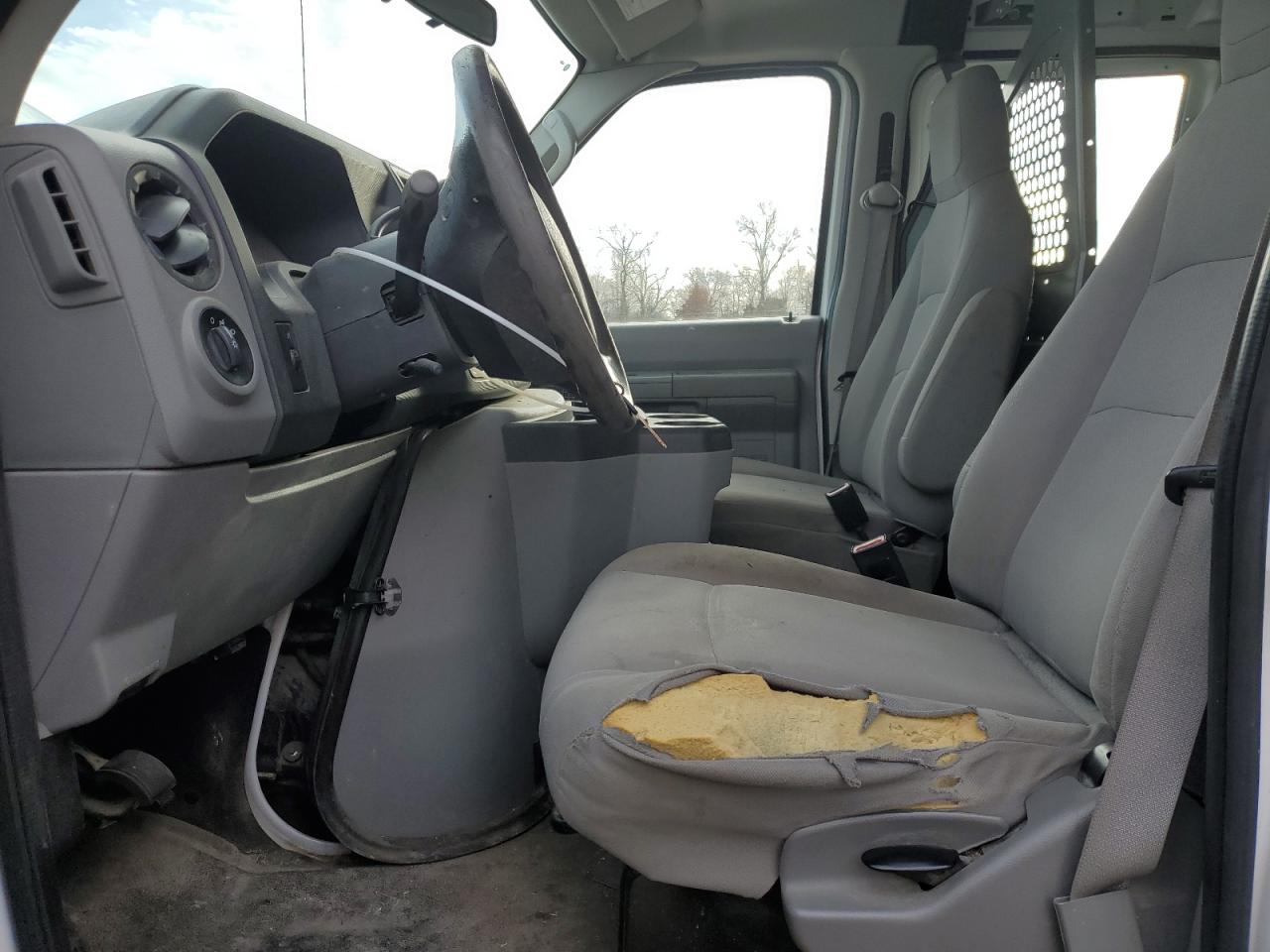 2013 Ford Econoline - Image 7