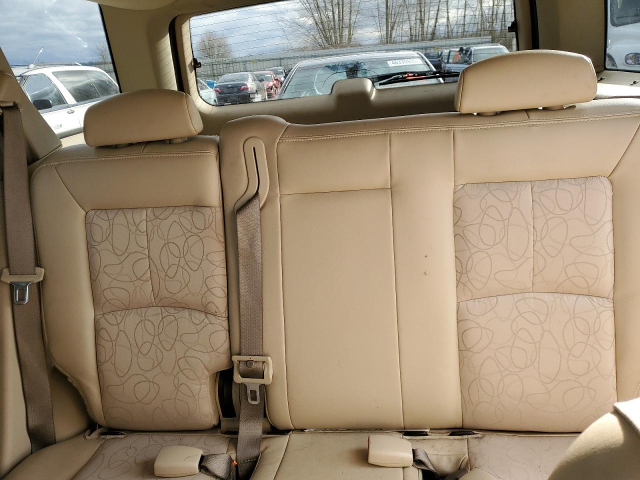 2004 Saturn VUE - Image 10