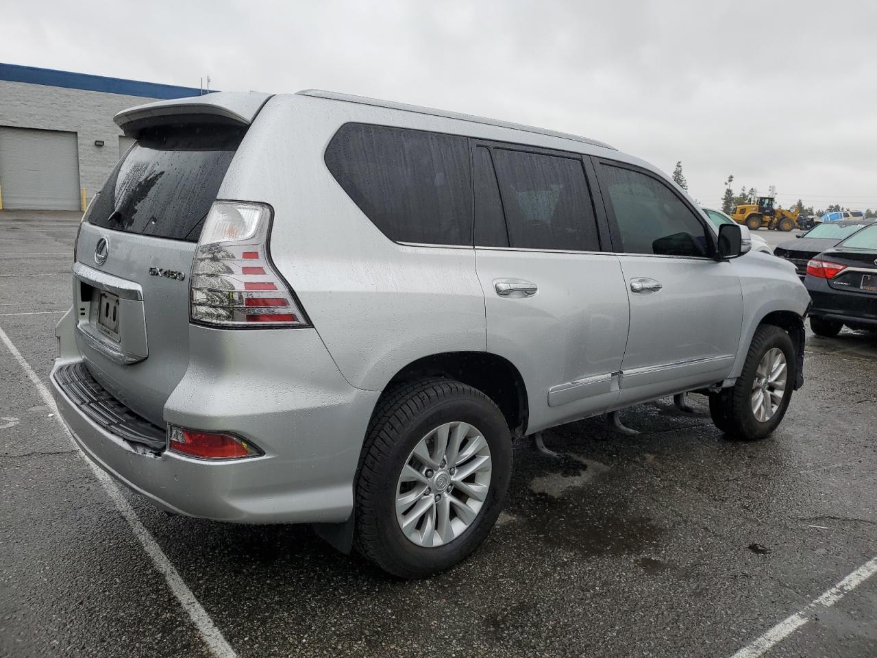 2019 Lexus GX - Image 3