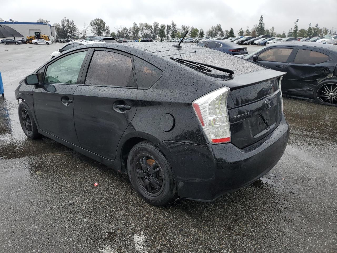 2011 Toyota Prius - Image 2