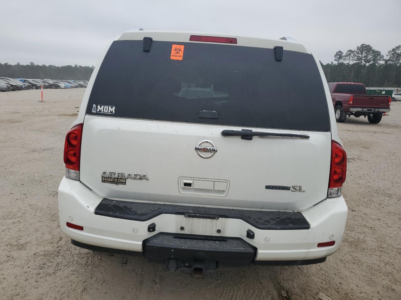 2015 Nissan Armada - Image 6