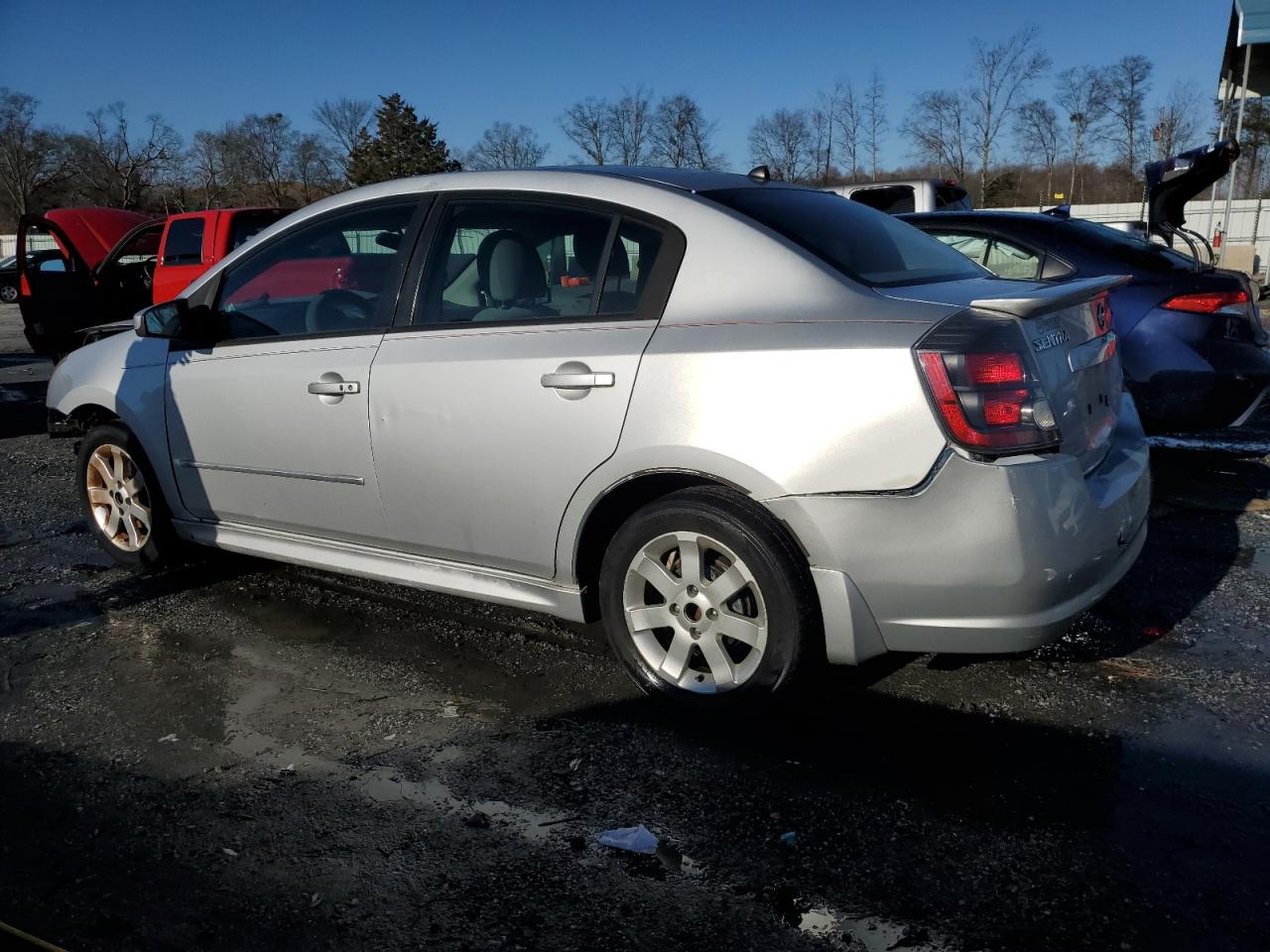 2010 Nissan Sentra - Image 2