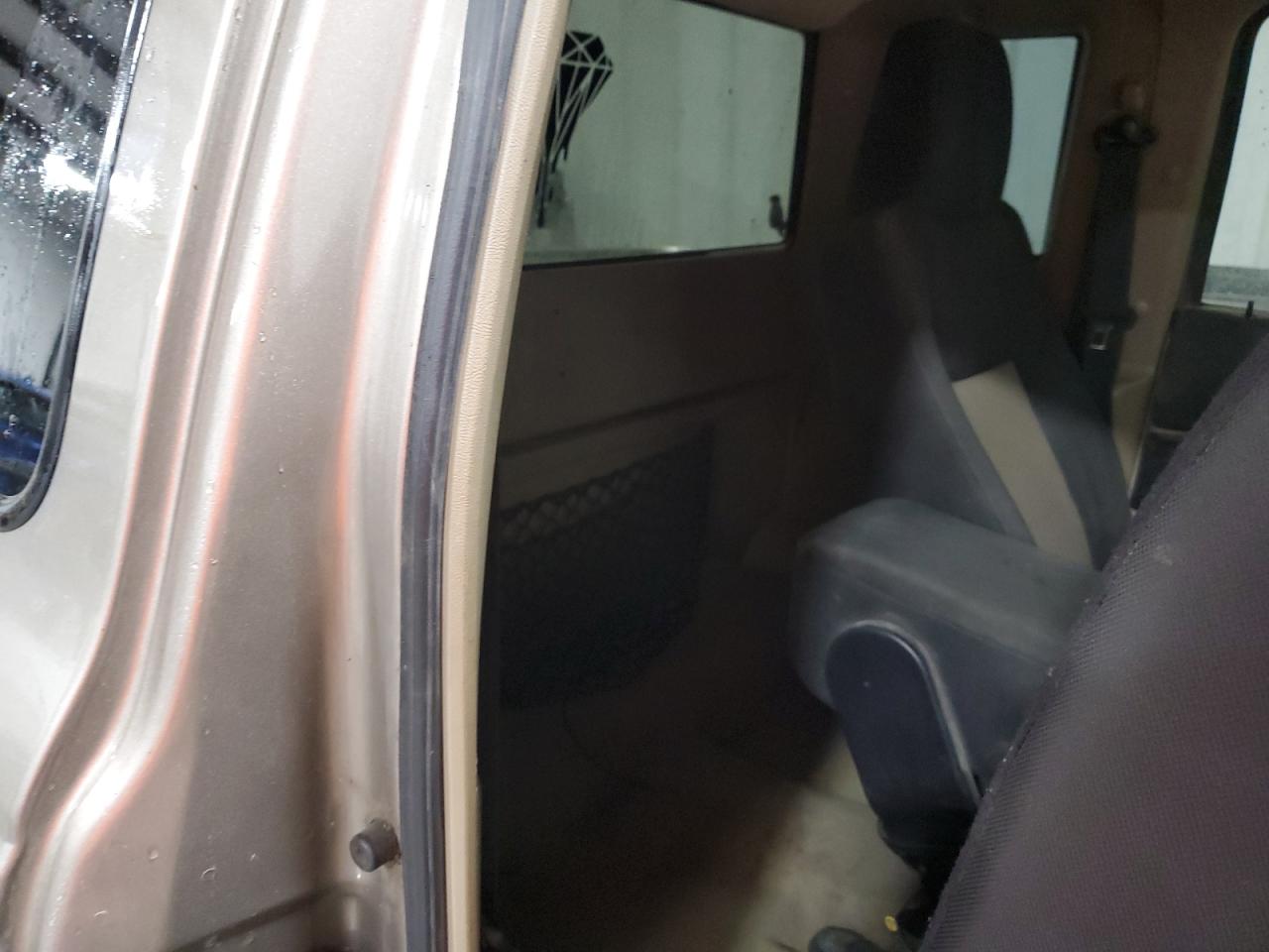 2005 Ford Ranger - Image 10