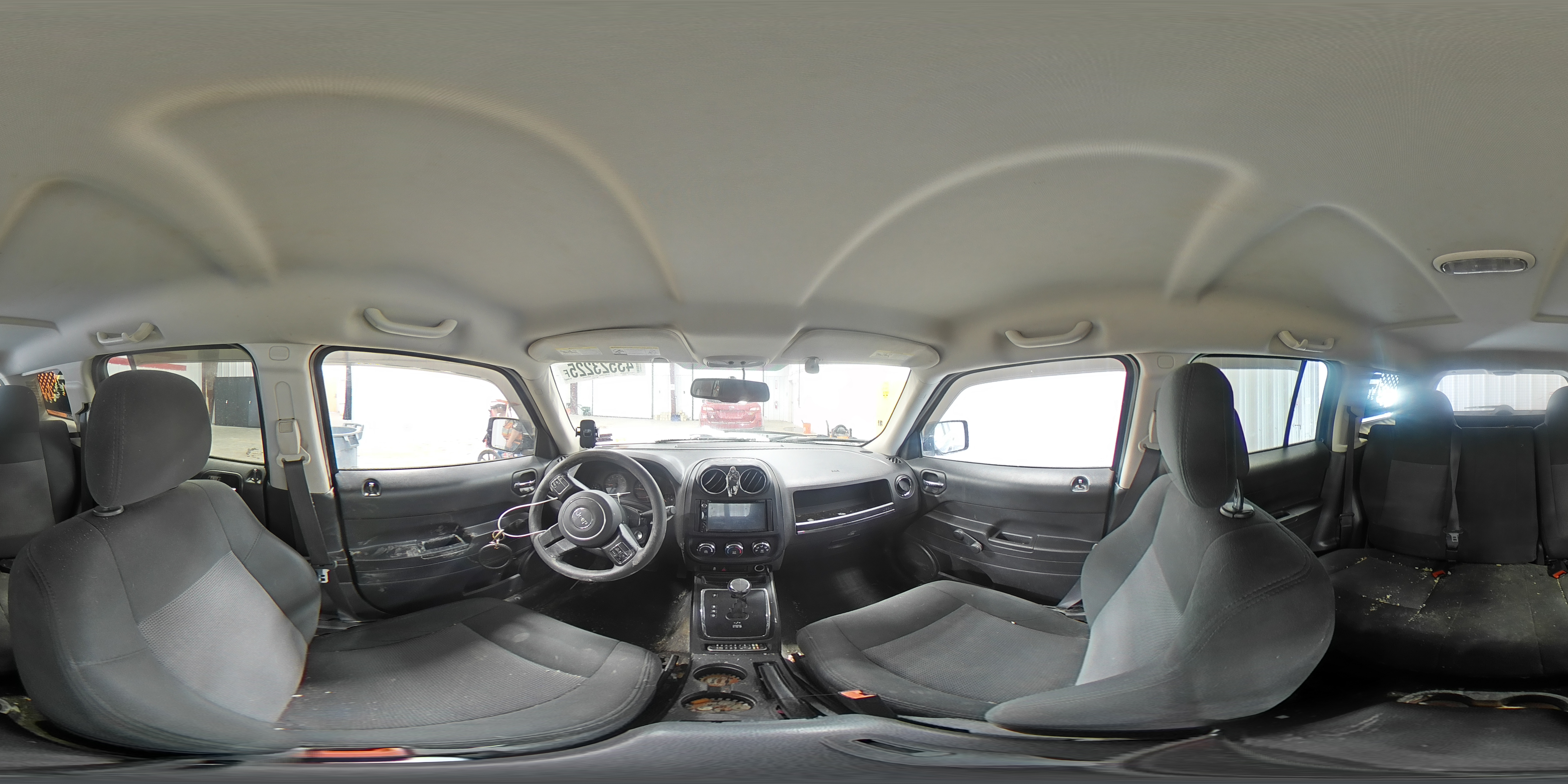 2017 Jeep Liberty (Patriot) - Image 14