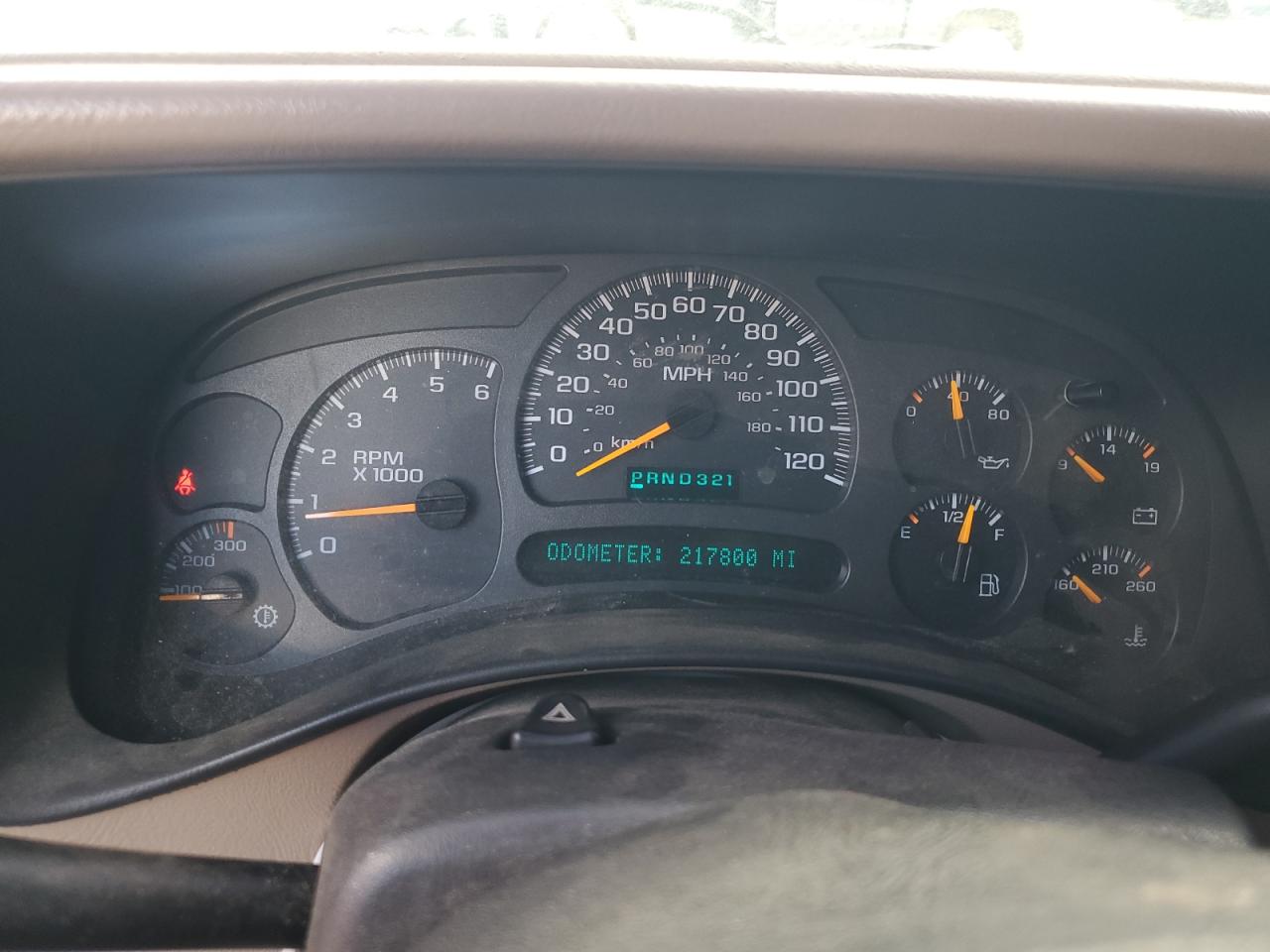 2003 Chevrolet Silverado - Image 9