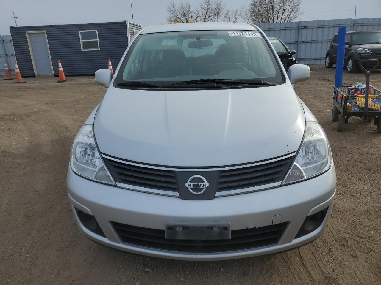 2009 Nissan Versa - Image 5