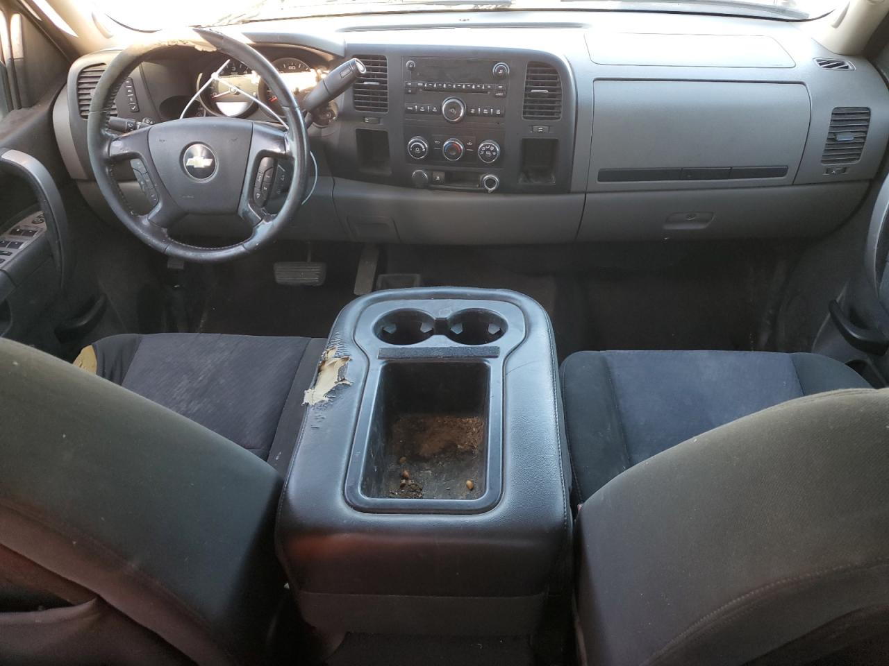 2011 Chevrolet Silverado - Image 8