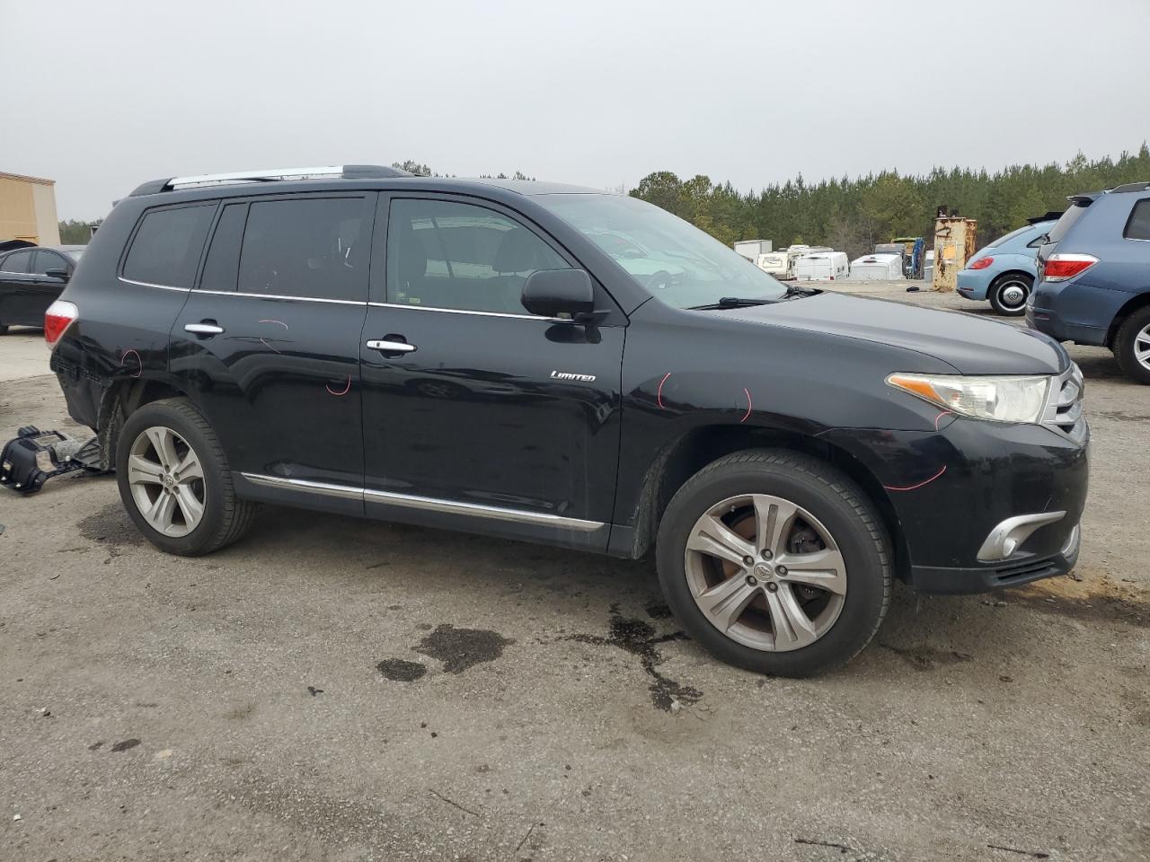 2013 Toyota Highlander - Image 4