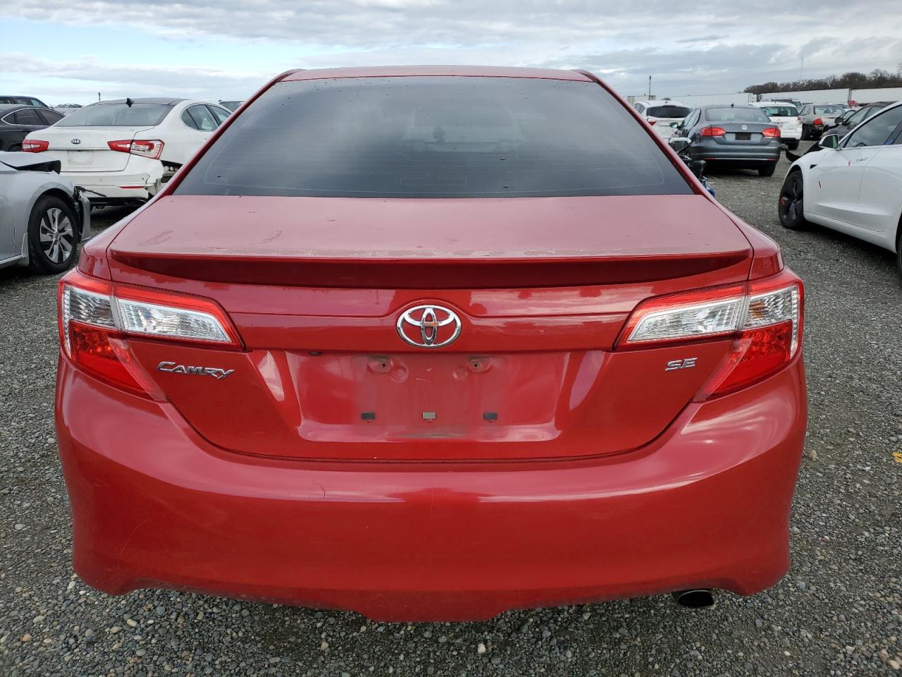 2014 Toyota Camry - Image 6