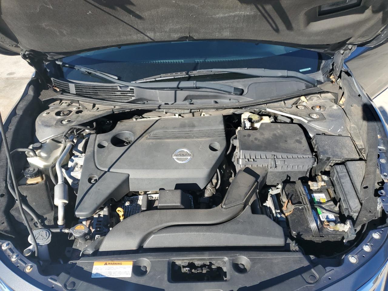 2015 Nissan Altima - Image 12