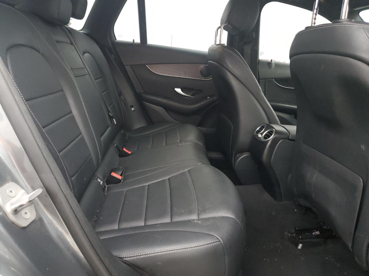 2018 Mercedes-Benz GLC - Image 12