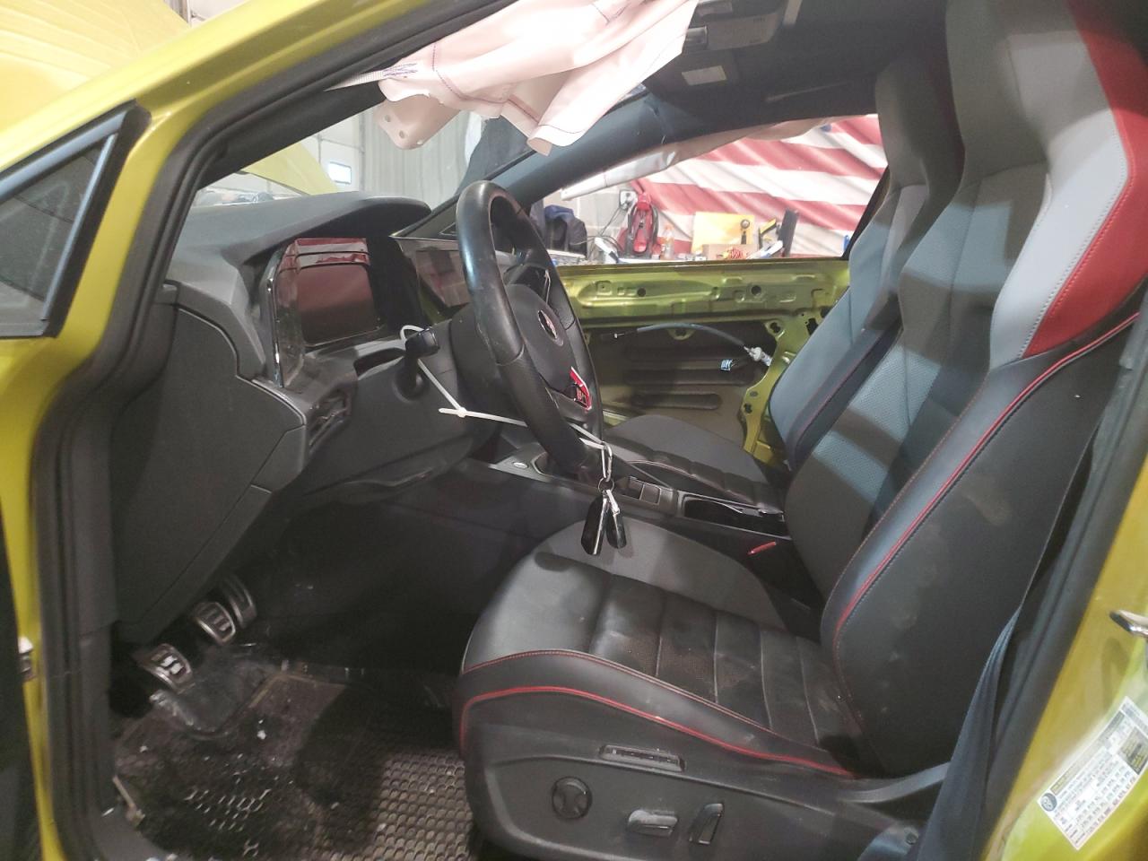 2022 Volkswagen GTI - Image 7
