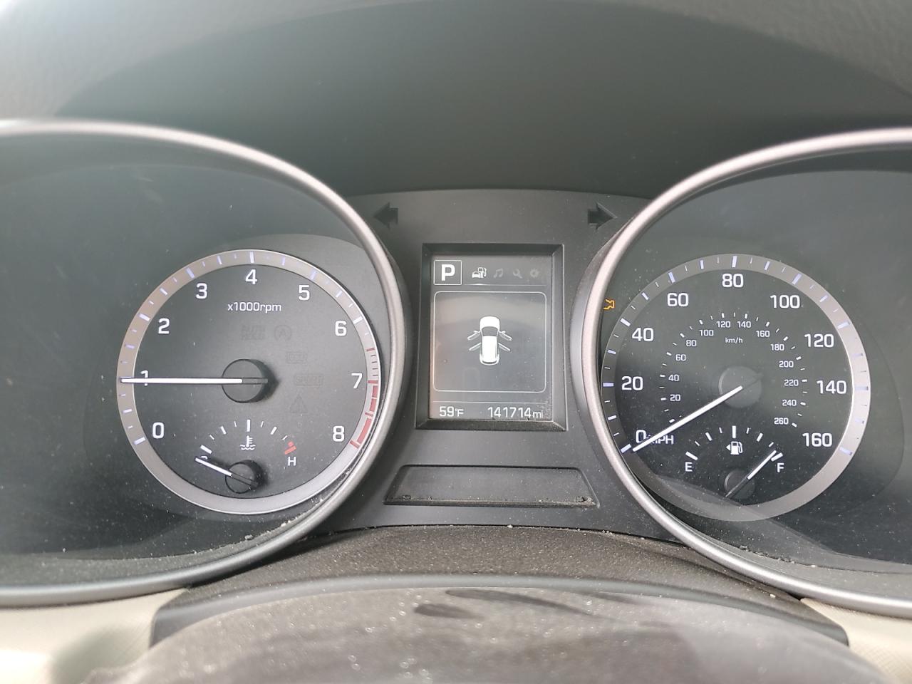 2018 Hyundai Santa Fe - Image 9