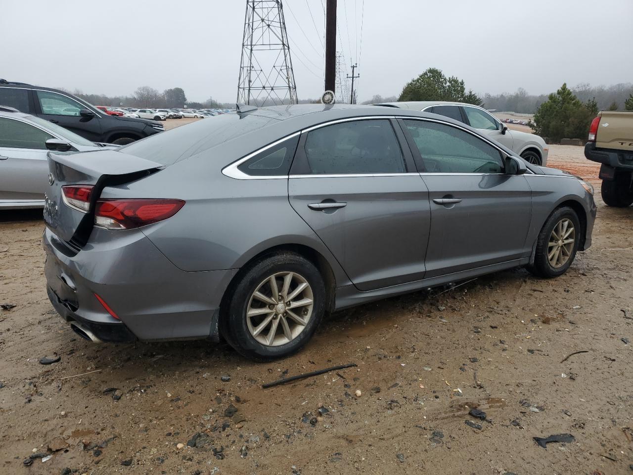 2019 Hyundai Sonata - Image 3