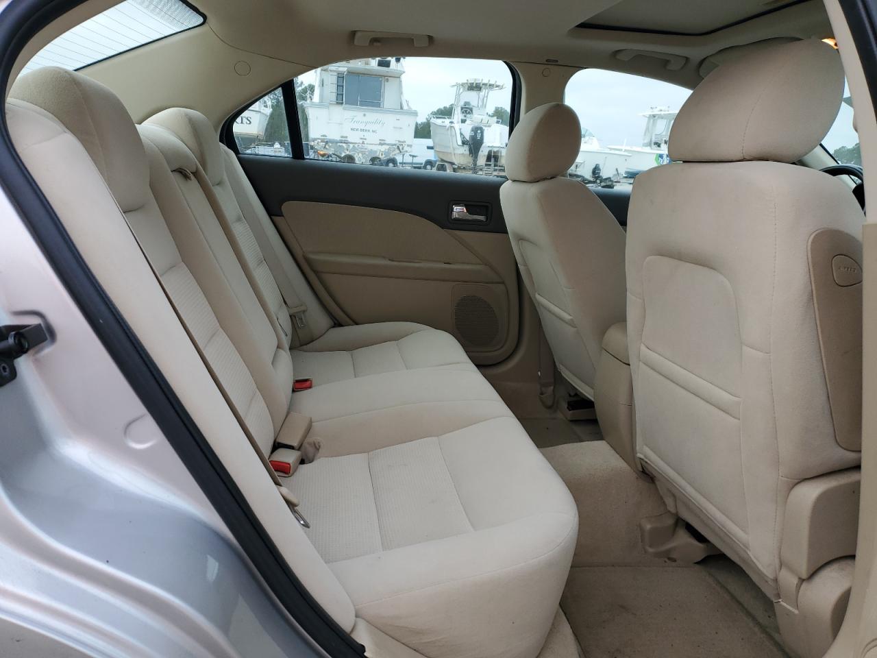 2007 Ford Fusion - Image 10