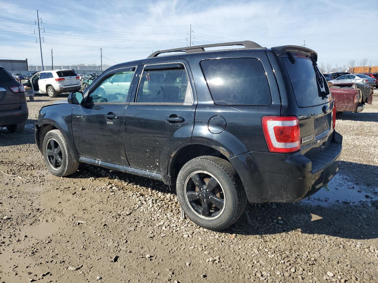 2010 Ford Escape - Image 2