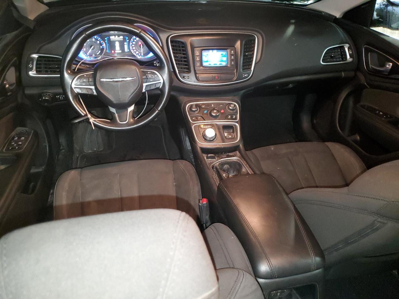 2016 Chrysler 200 - Image 8