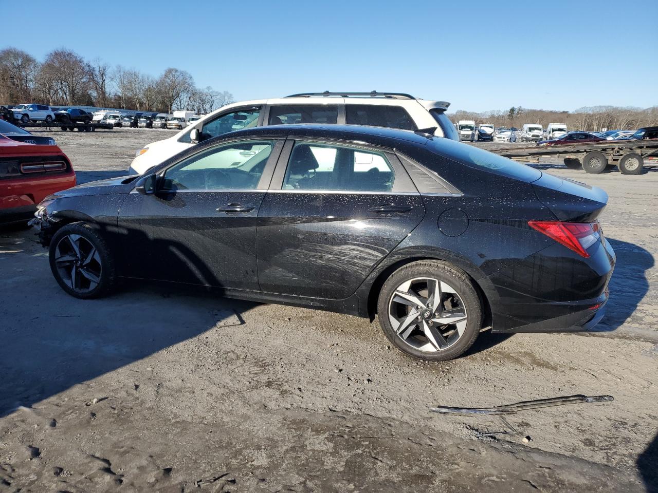2021 Hyundai Elantra - Image 2