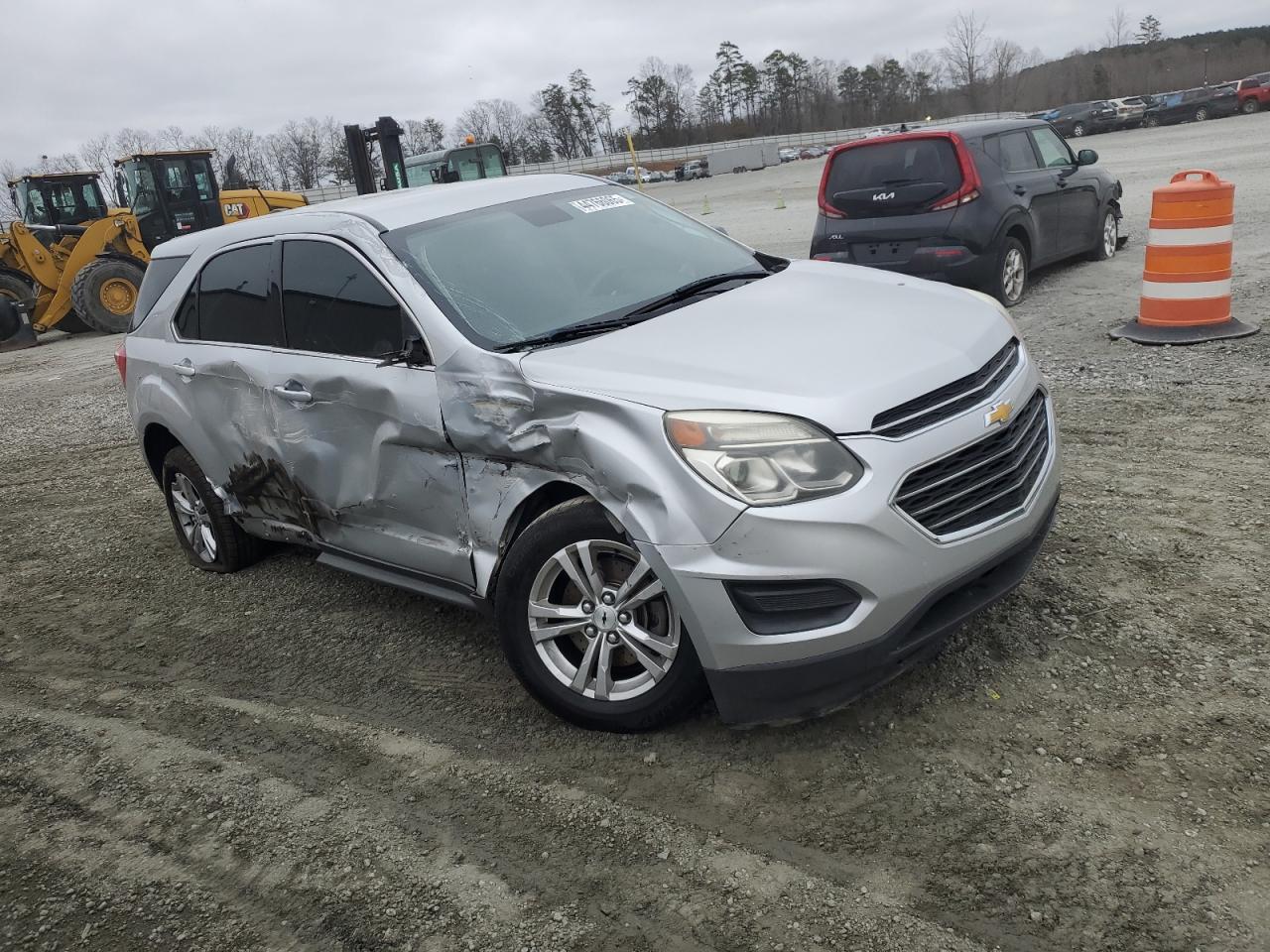 2017 Chevrolet Equinox - Image 4