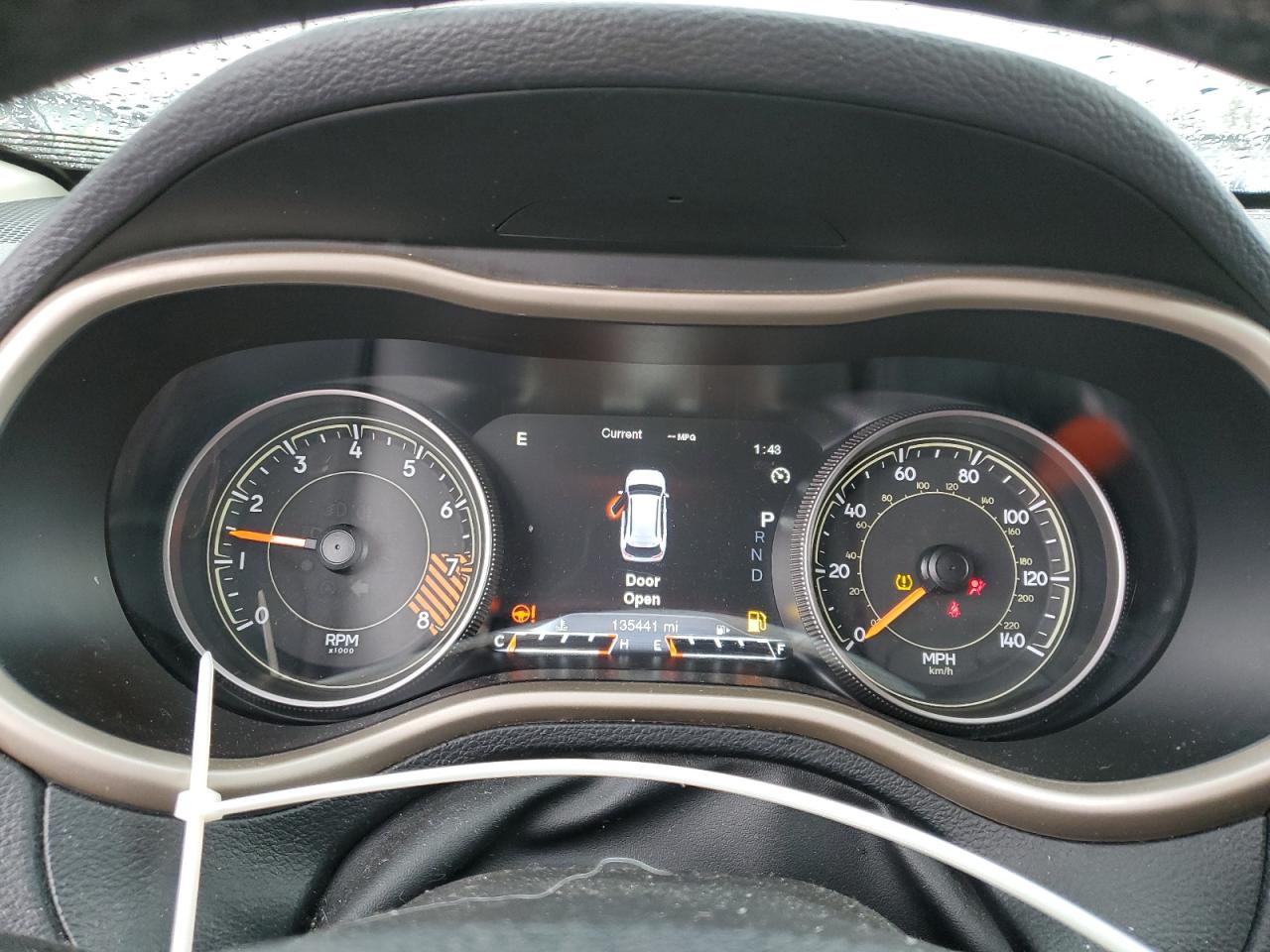 2015 Jeep Grand Cherokee - Image 9