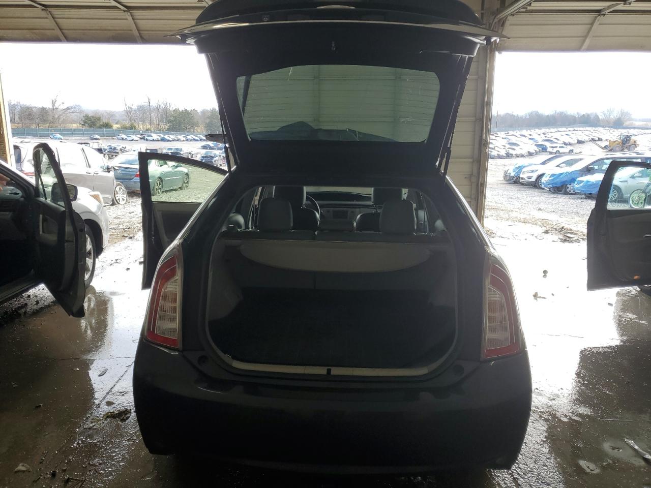2012 Toyota Prius - Image 6