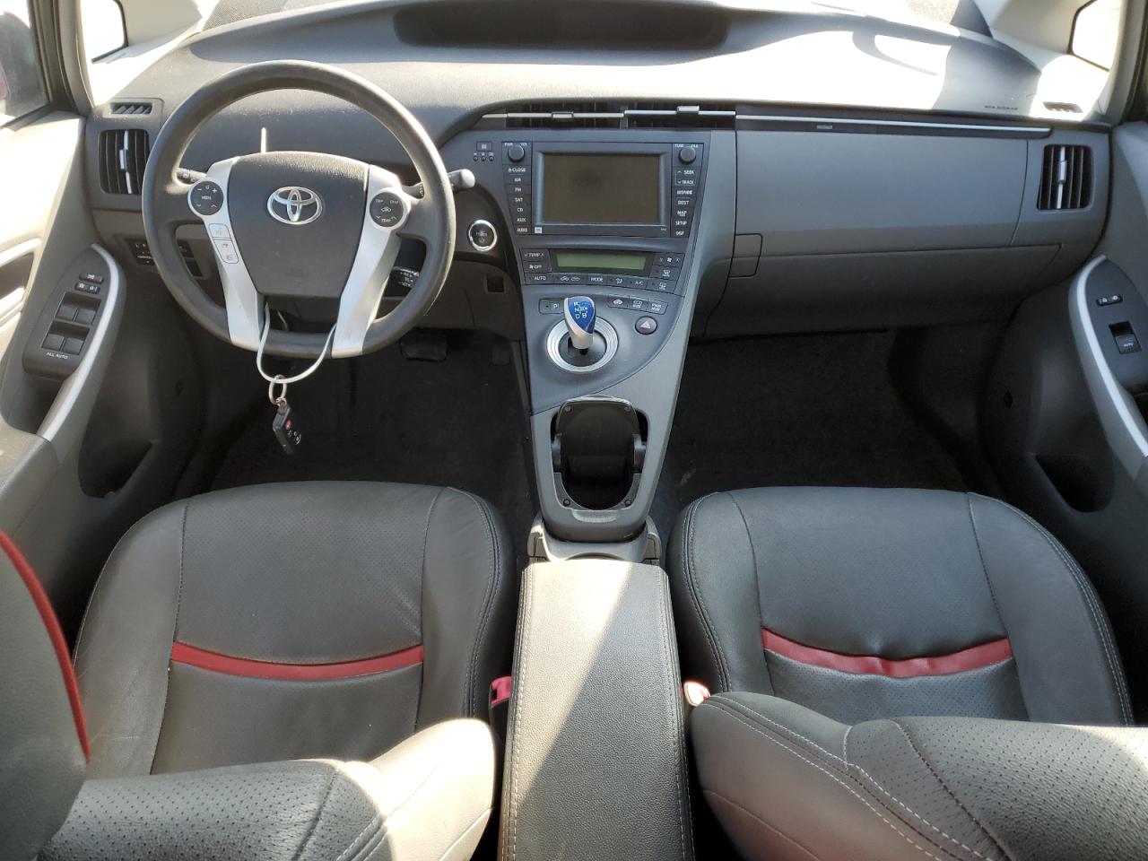 2011 Toyota Prius - Image 8