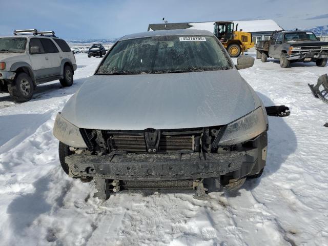  VOLKSWAGEN JETTA 2015 Серебристый