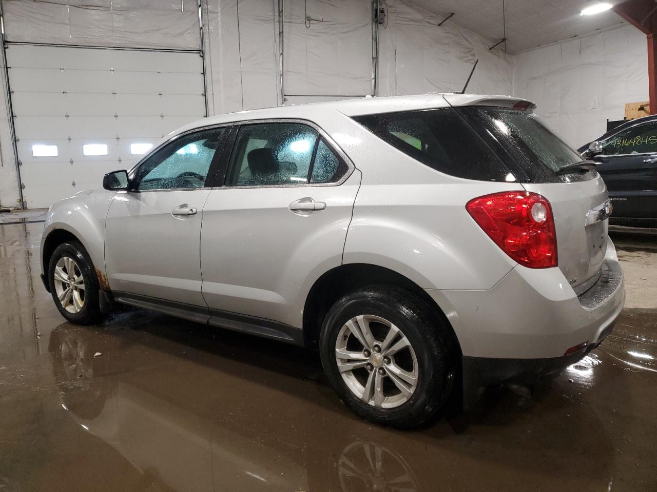 2015 Chevrolet Equinox - Image 2
