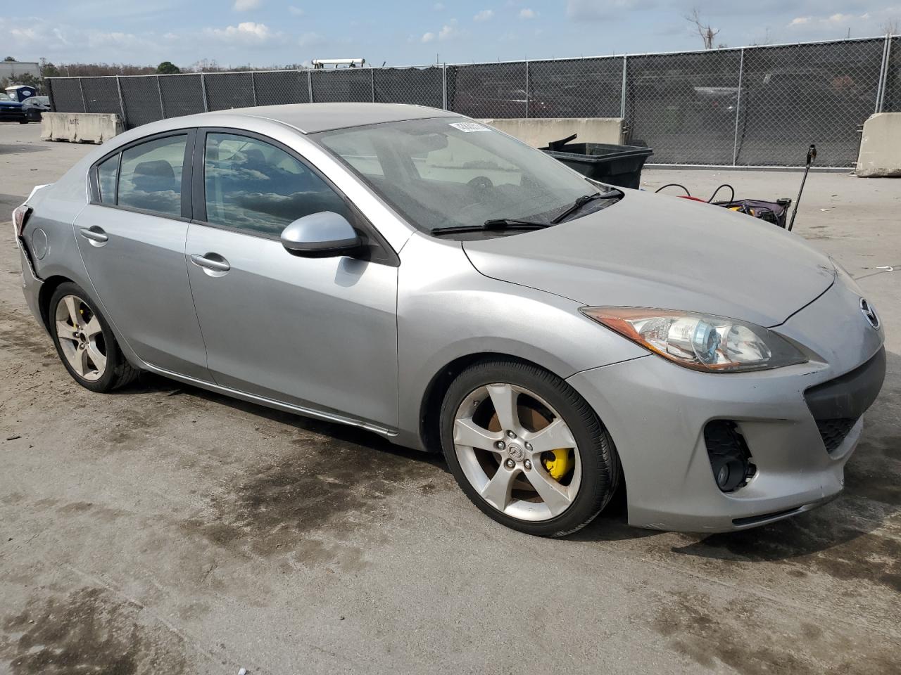 2013 Mazda 3 - Image 4