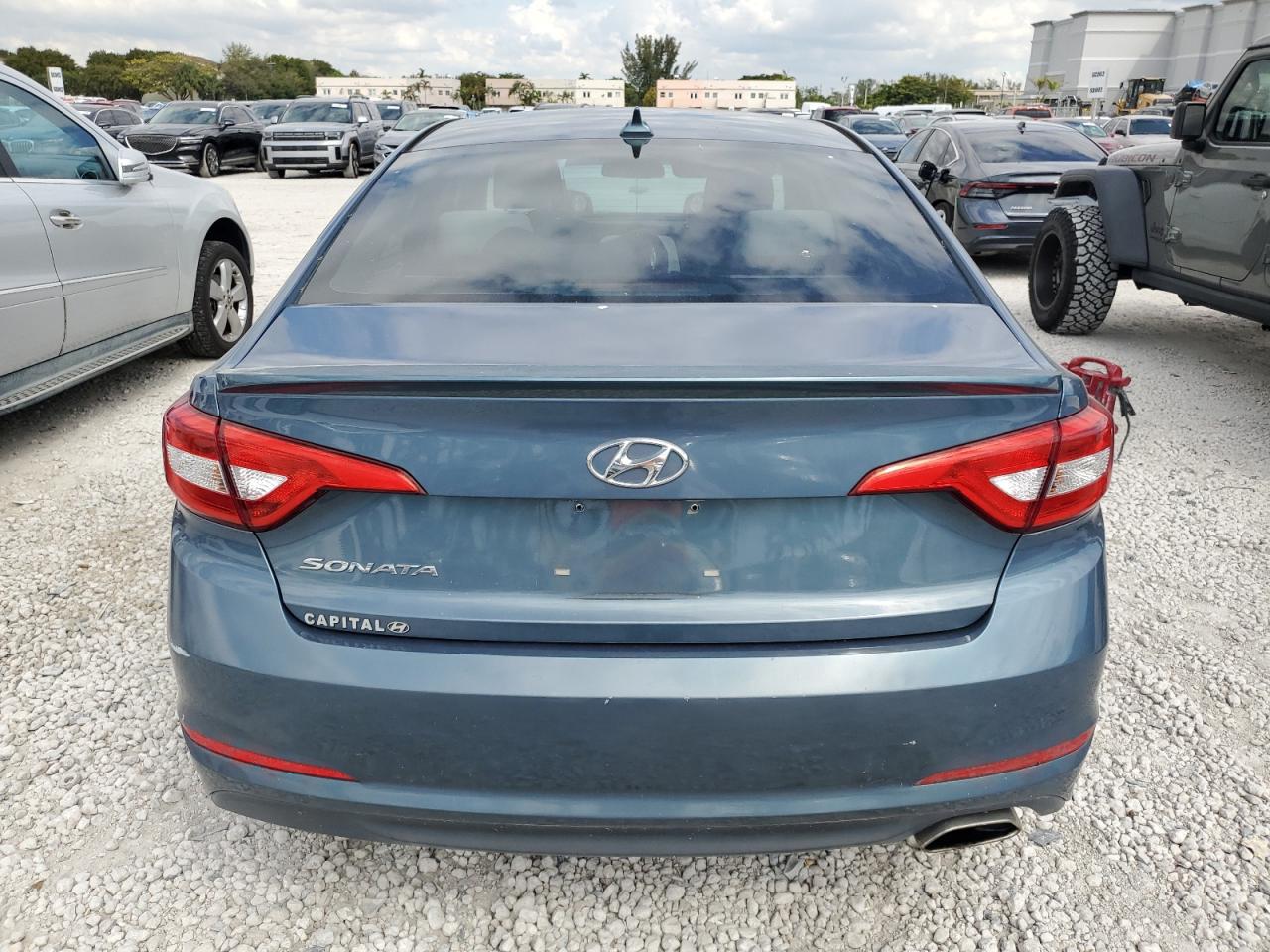 2015 Hyundai Sonata - Image 6