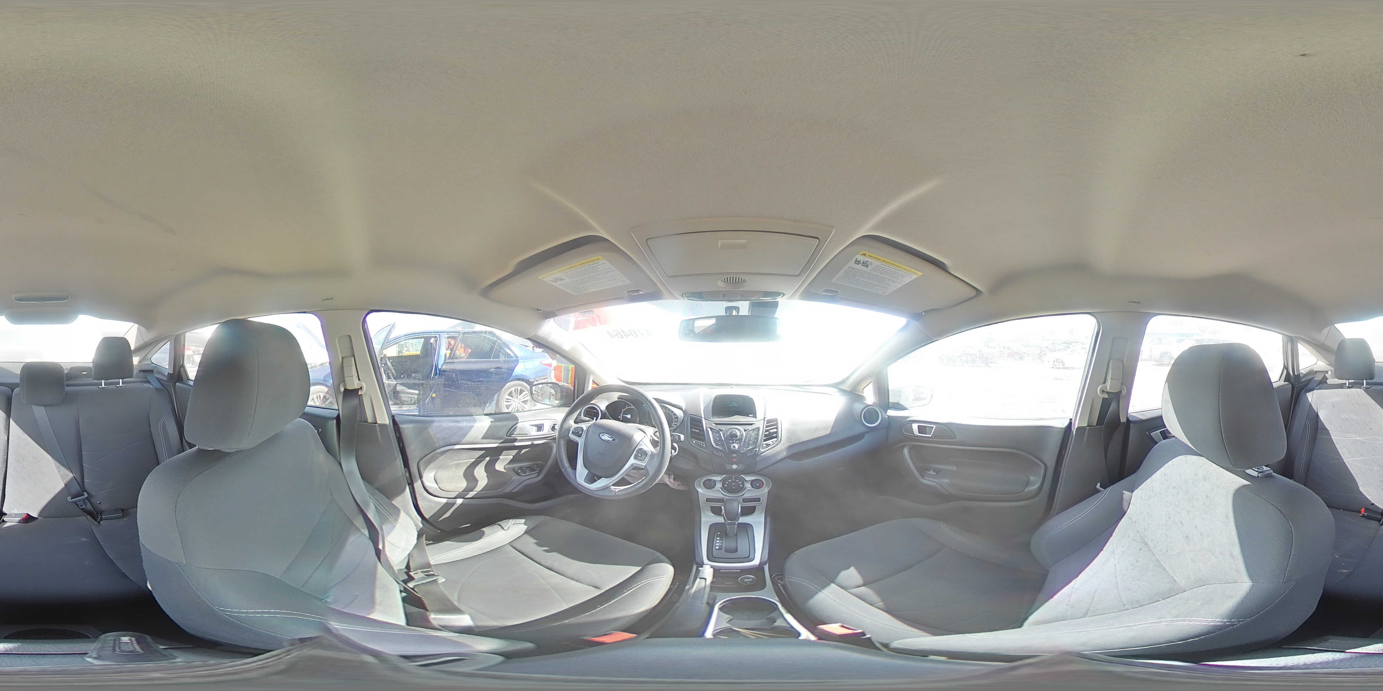 2015 Ford Fiesta - Image 13