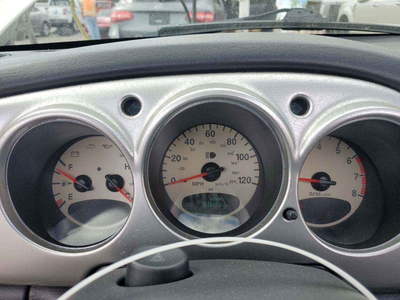 2005 Chrysler PT Cruiser - Image 9