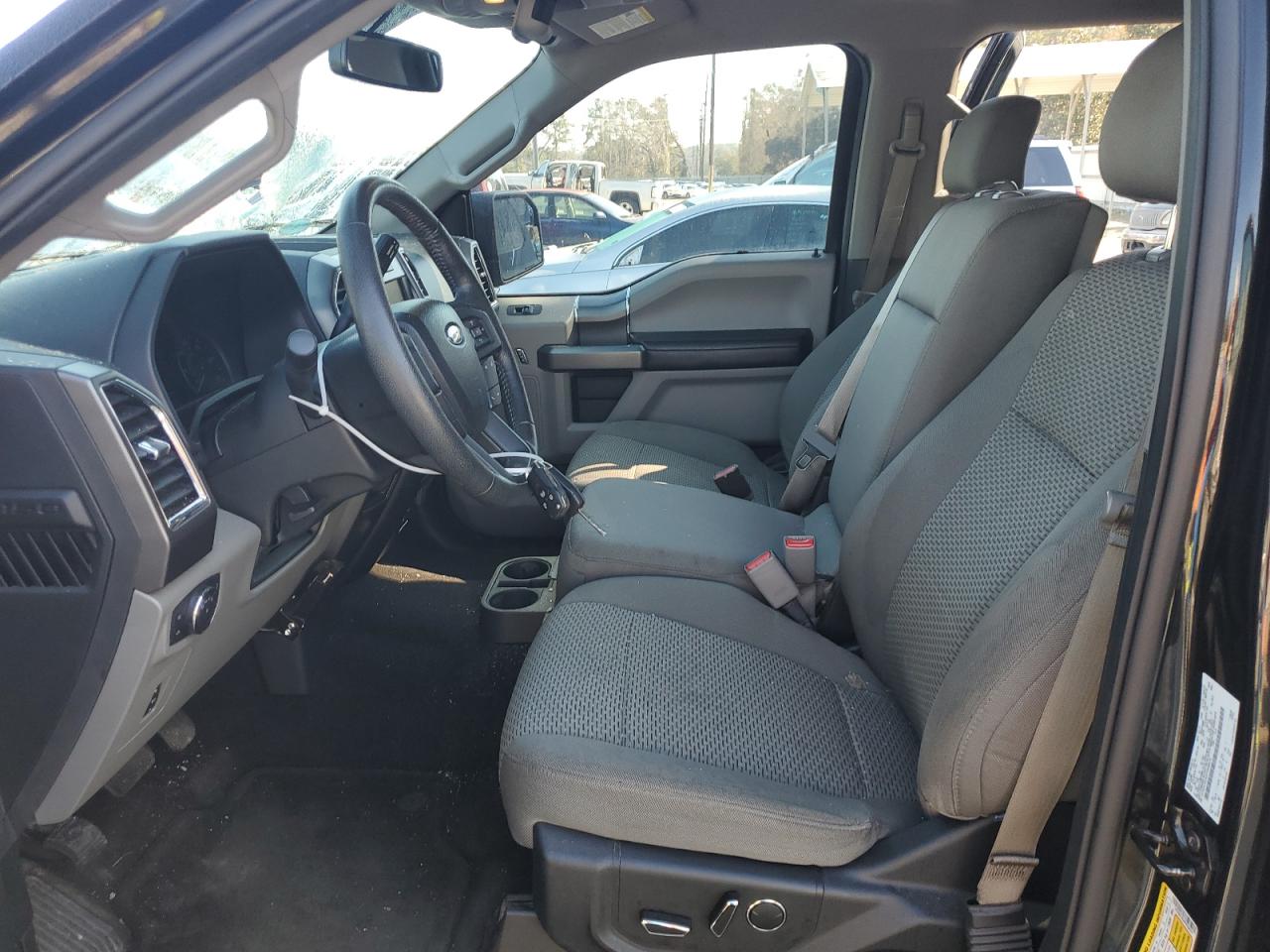 2015 Ford F-150 - Image 7