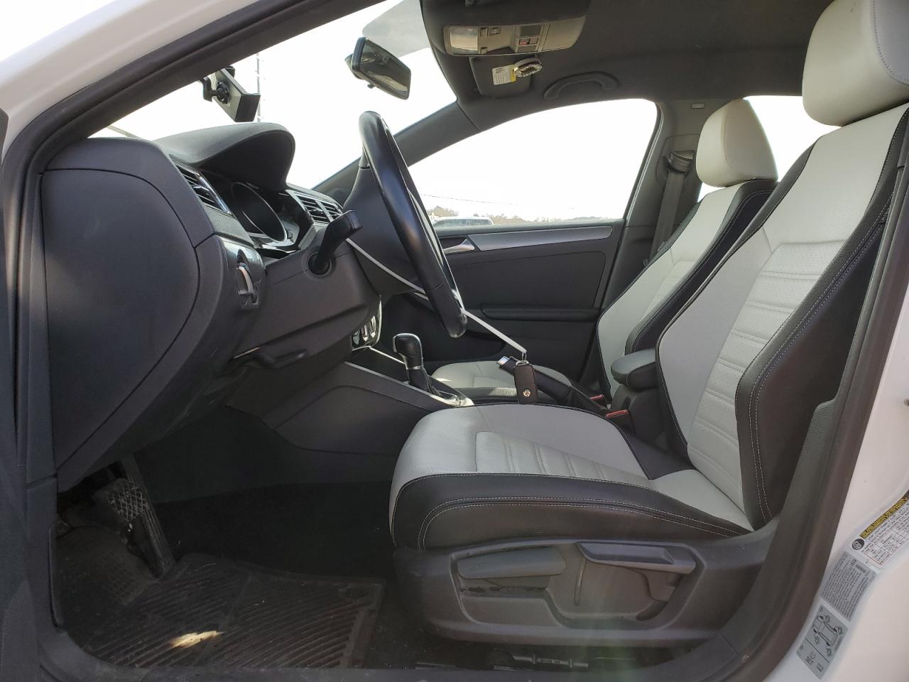 2016 Volkswagen Jetta - Image 7