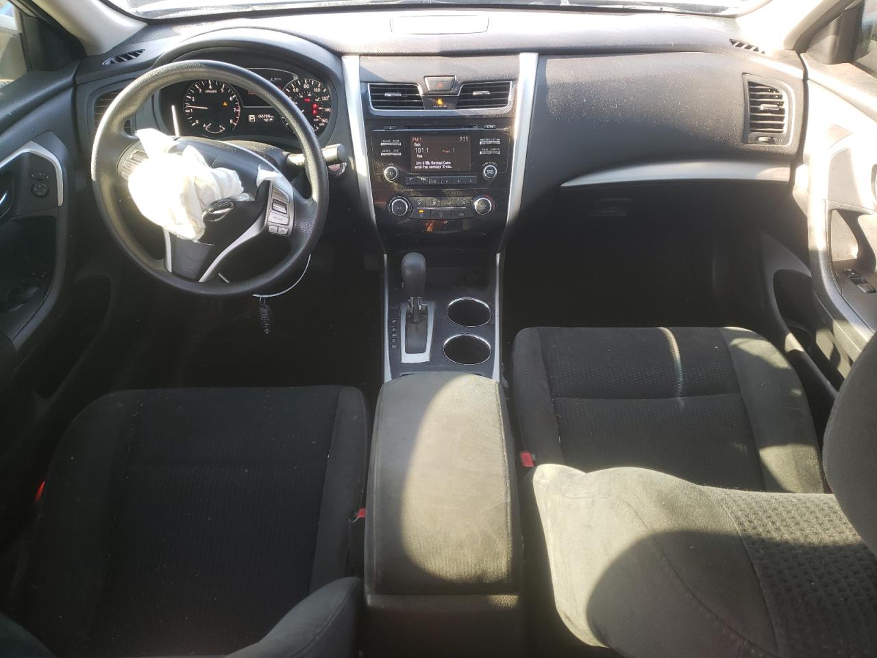 2015 Nissan Altima - Image 8