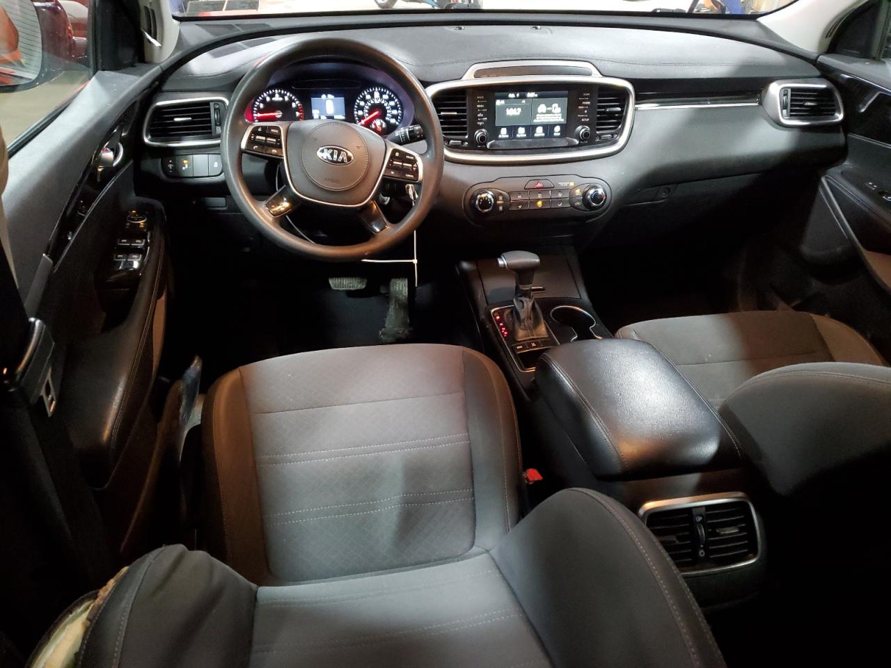 2020 Kia Sorento - Image 8