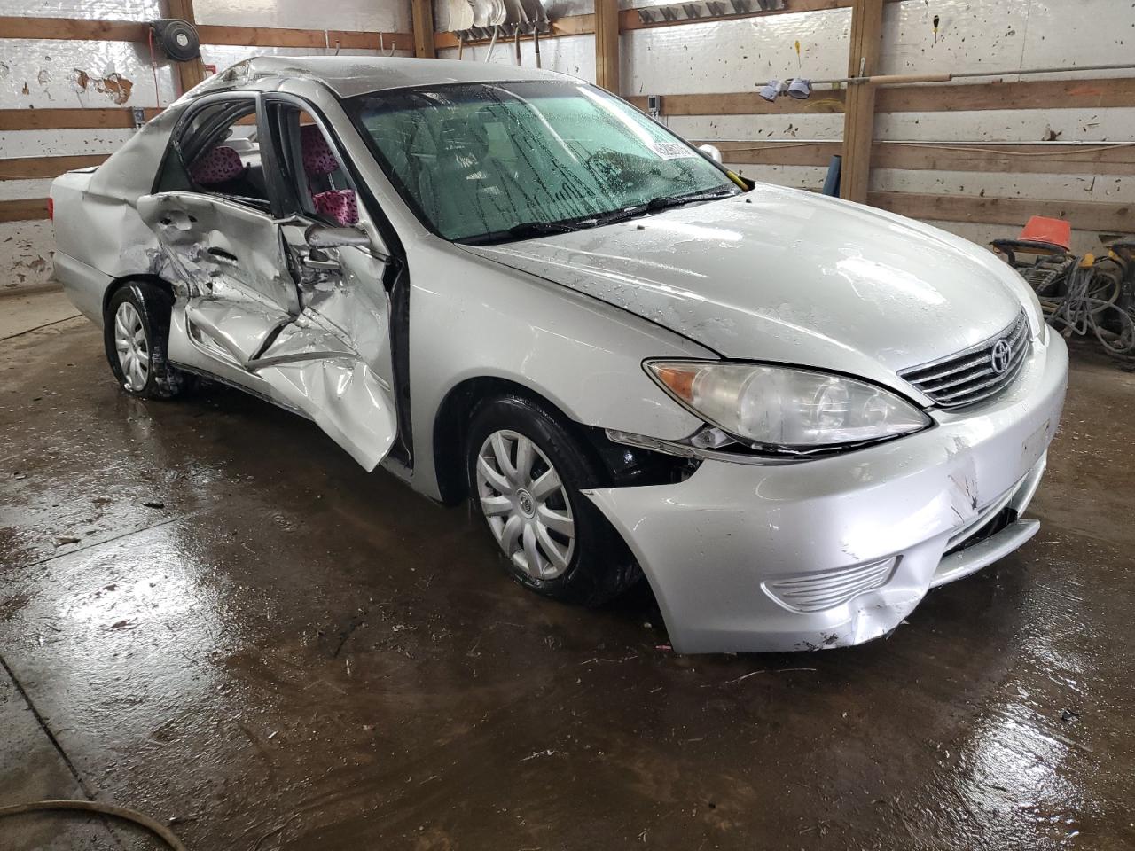 2006 Toyota Camry - Image 4