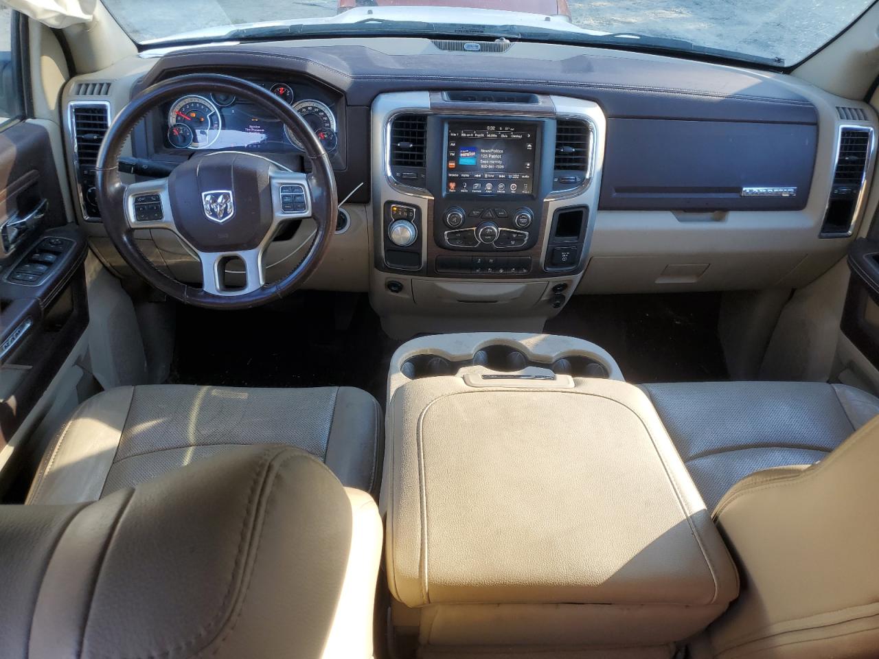 2016 RAM 1500 - Image 8
