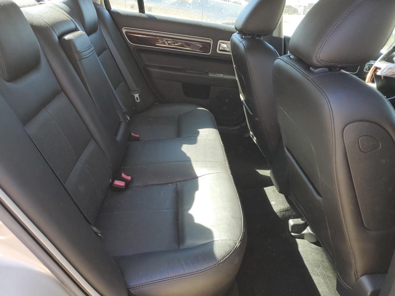 2009 Lincoln MKZ - Image 10