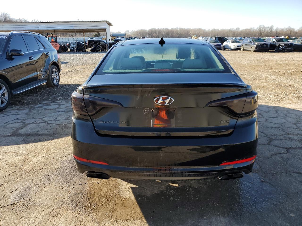2016 Hyundai Sonata - Image 6