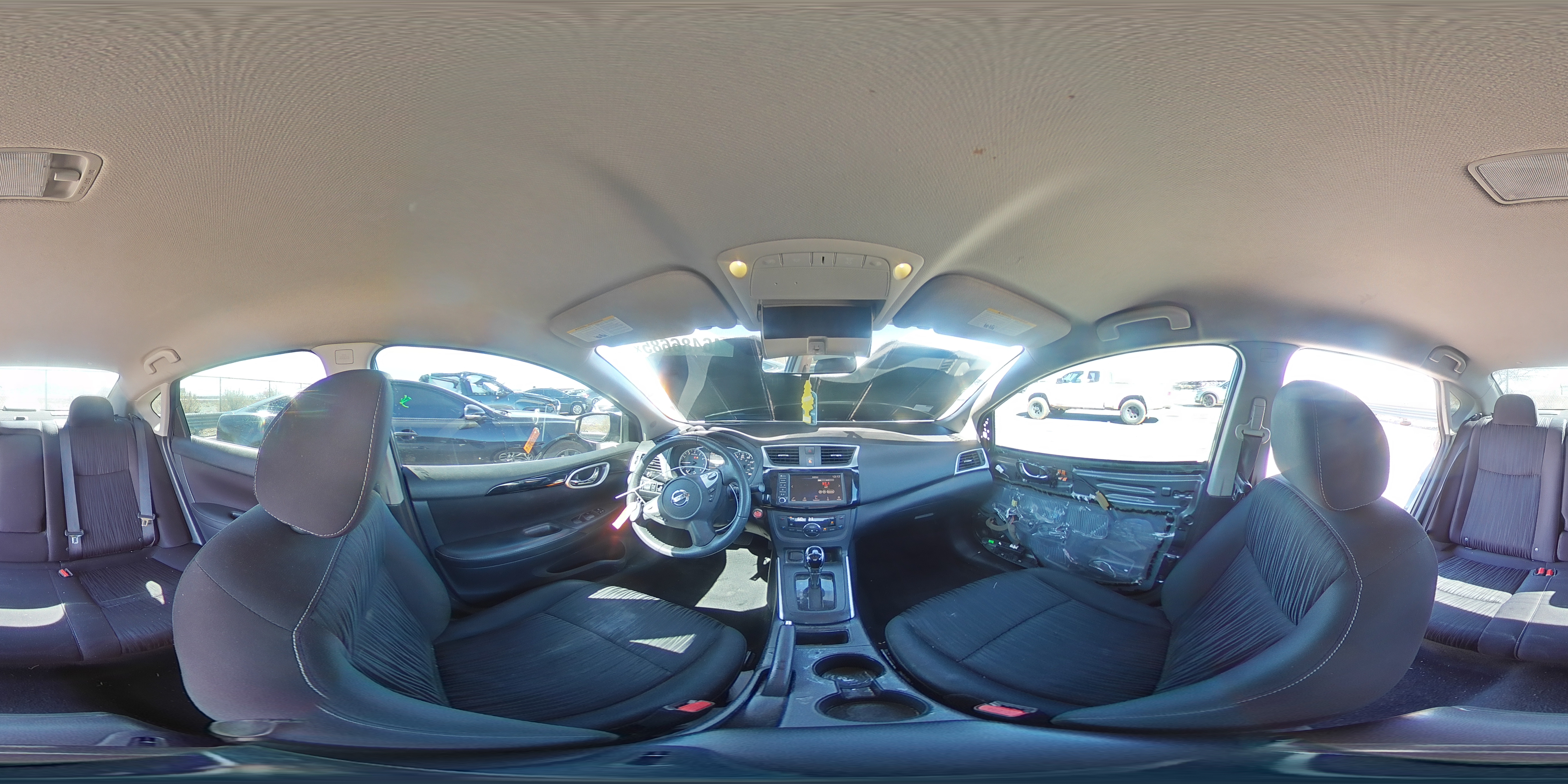 2019 Nissan Sentra - Image 12