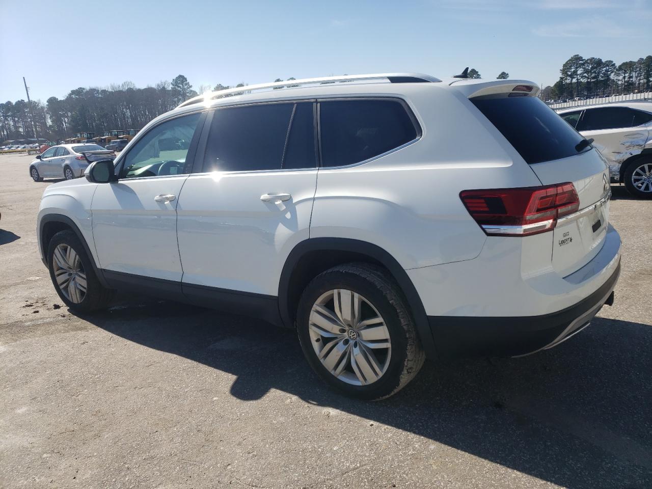 2019 Volkswagen Atlas - Image 2