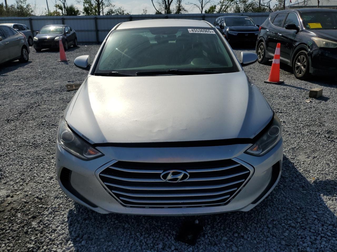 2018 Hyundai Elantra - Image 5