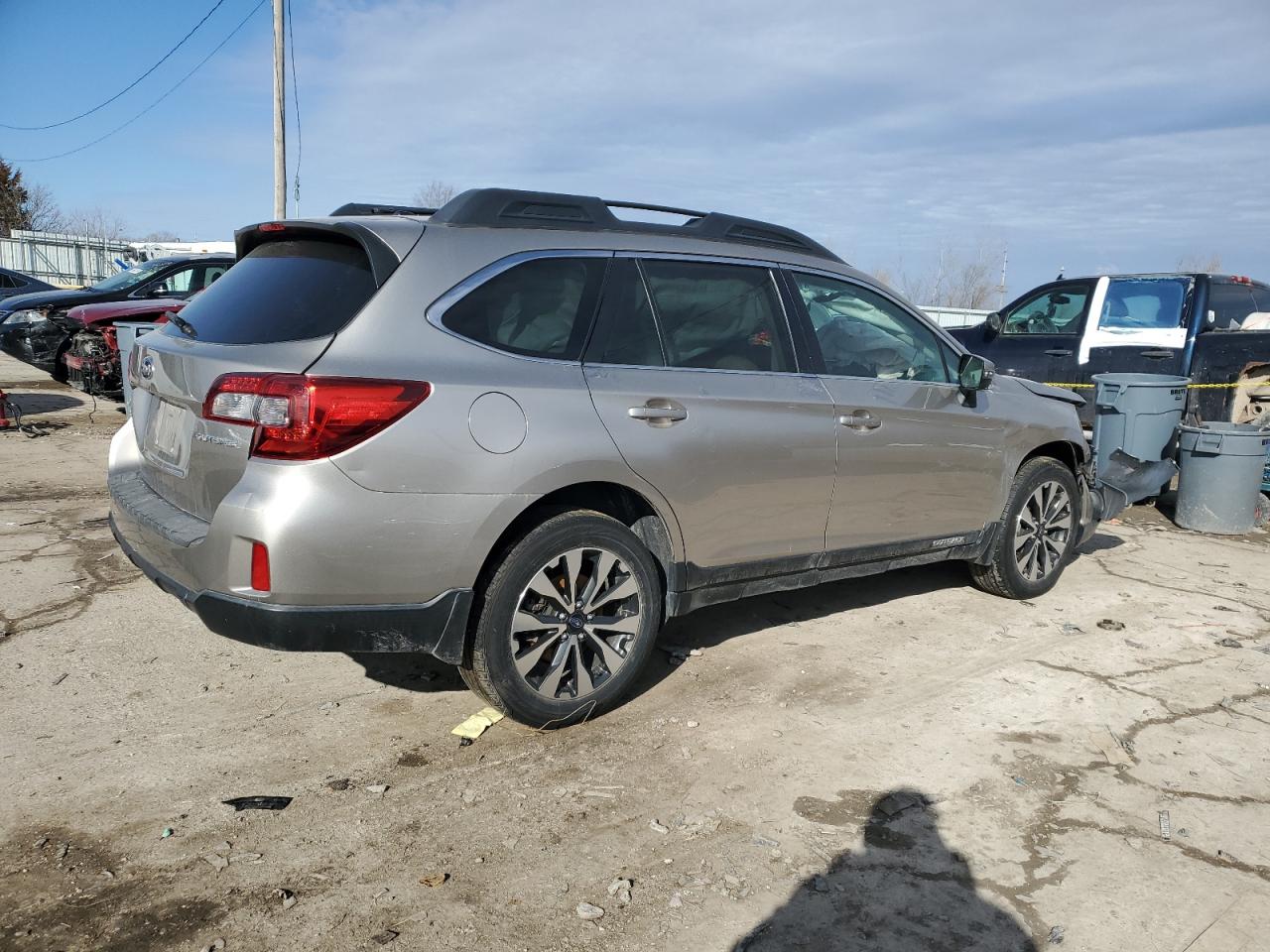 2015 Subaru Outback - Image 3
