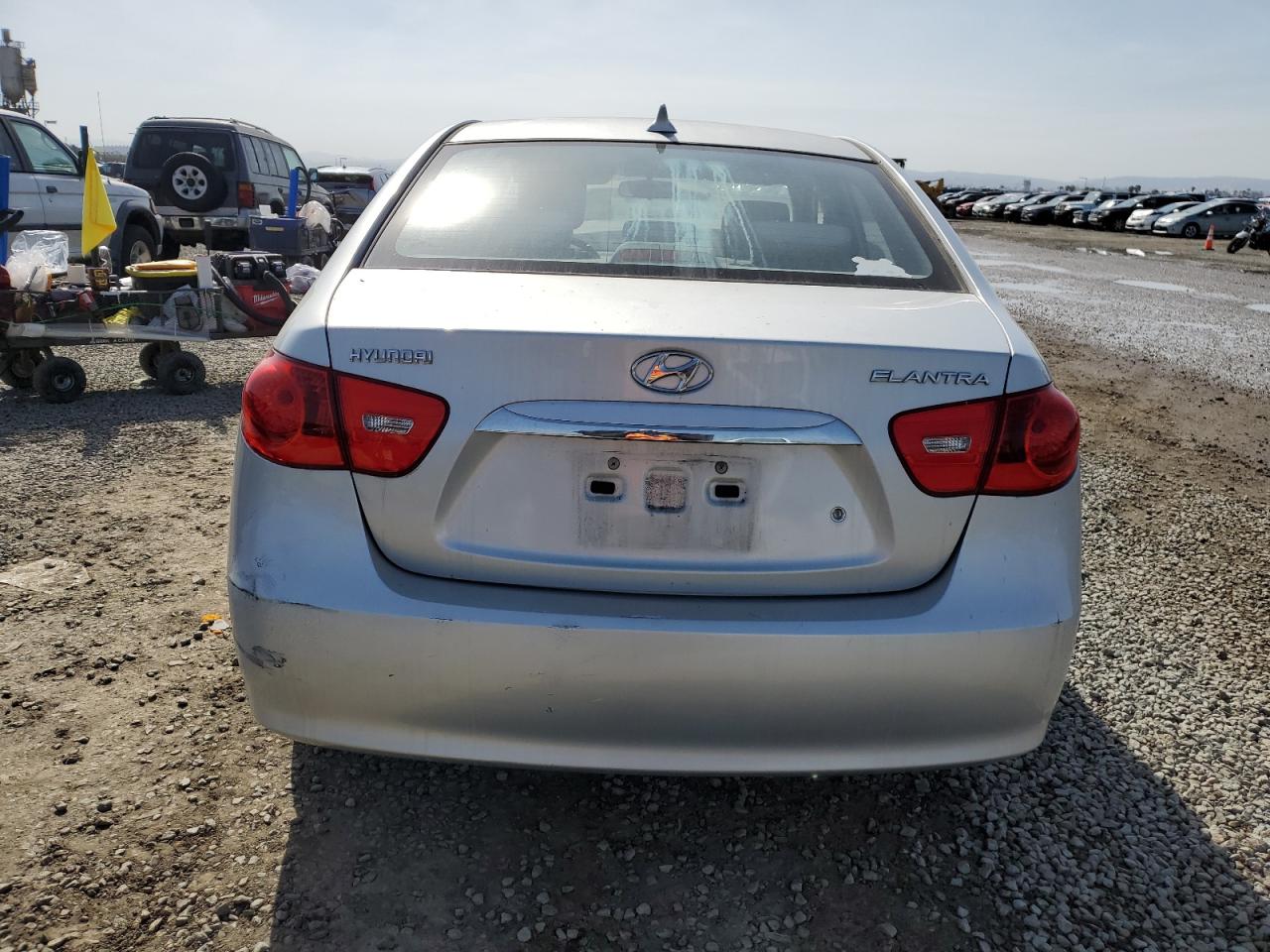 2010 Hyundai Elantra - Image 6