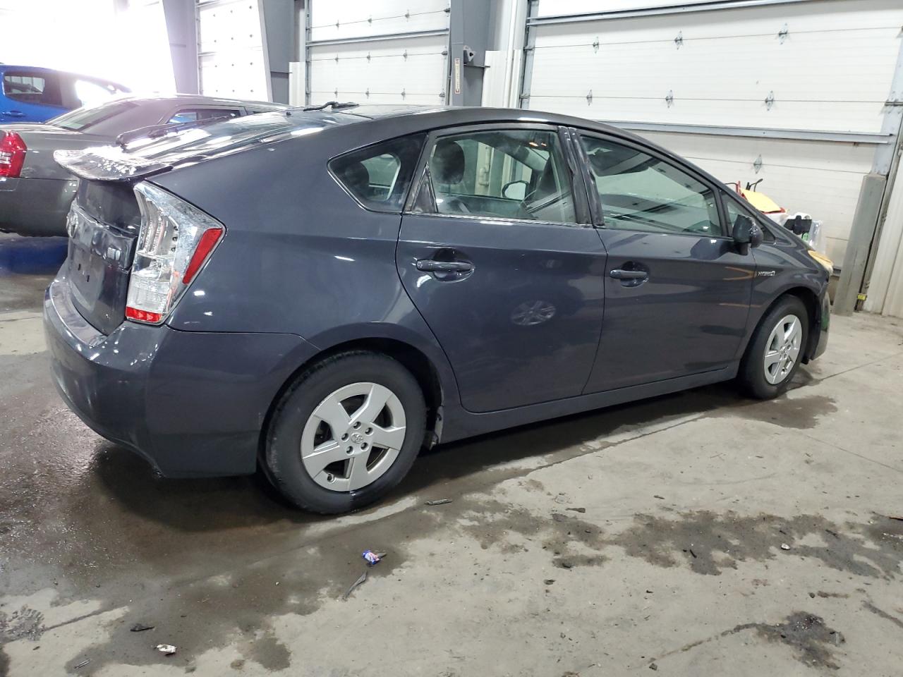 2011 Toyota Prius - Image 3