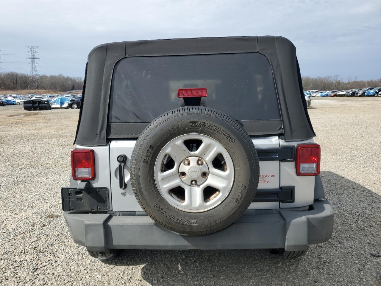 2010 Jeep Wrangler - Image 6