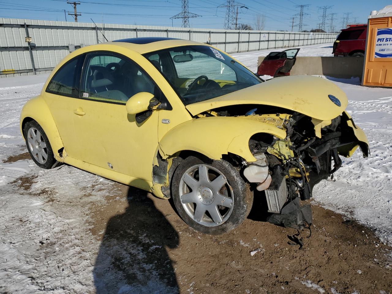 2002 Volkswagen Beetle - Image 4