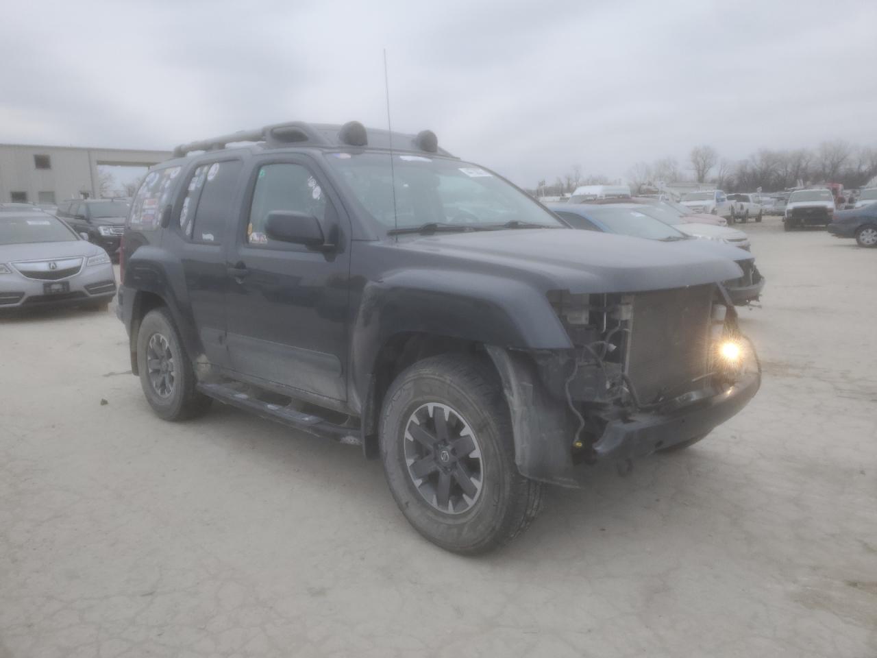2014 Nissan XTerra - Image 4