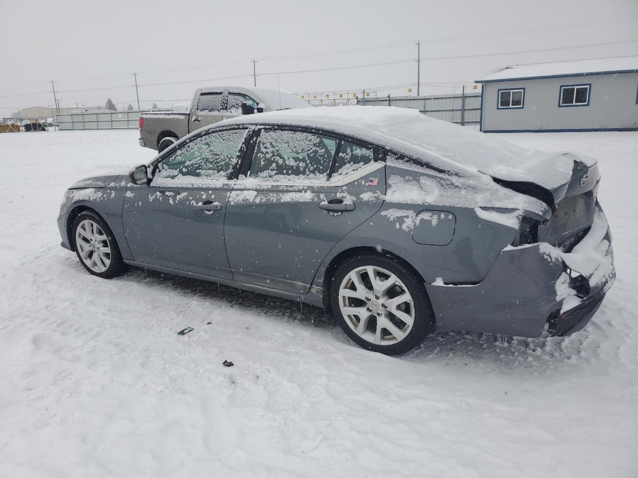 2019 Nissan Altima - Image 2
